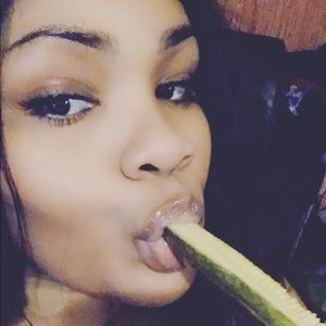 Meet your Posher, Christa